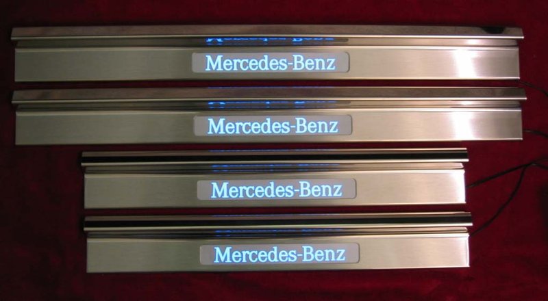 M-B W124 Door step cover with led lights