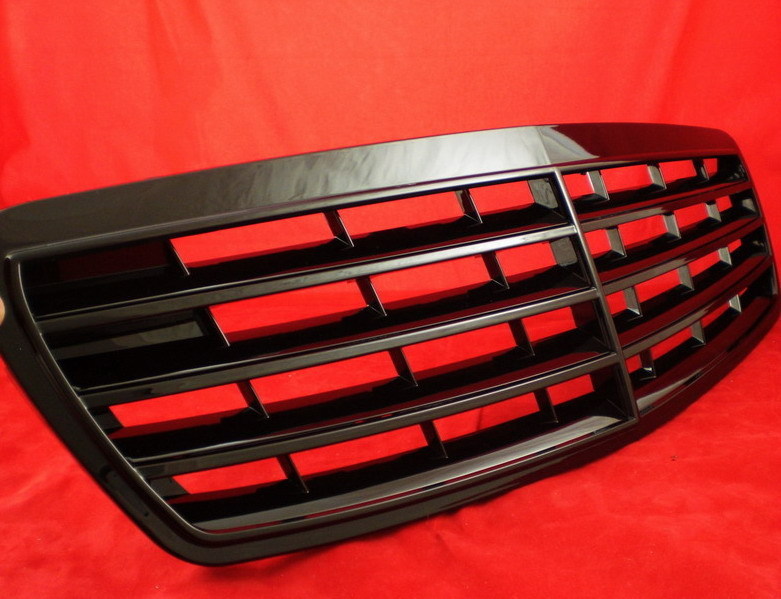 M-B W211 Black avantgarde grille