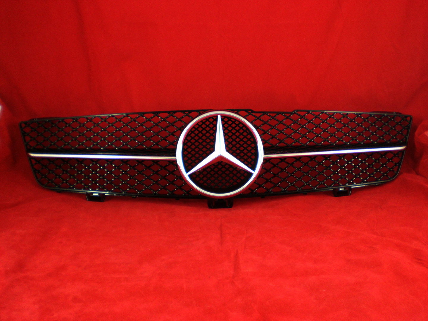 MB W219 "SLS-Look" sport-grille black 2009-2011