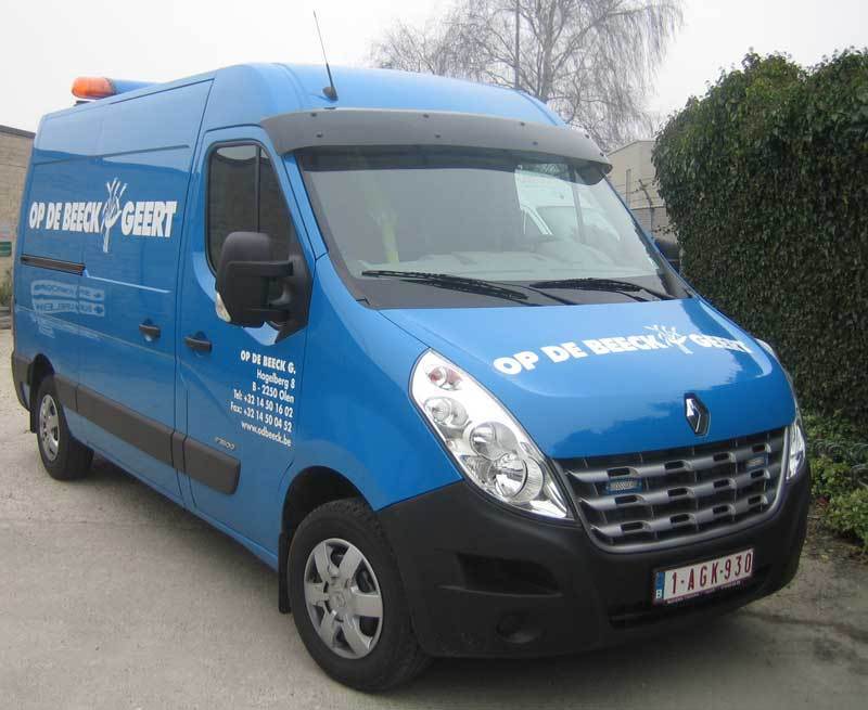 Renault Master Aurinkolippa