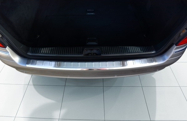 M-B W211 Rear bumper protection cover