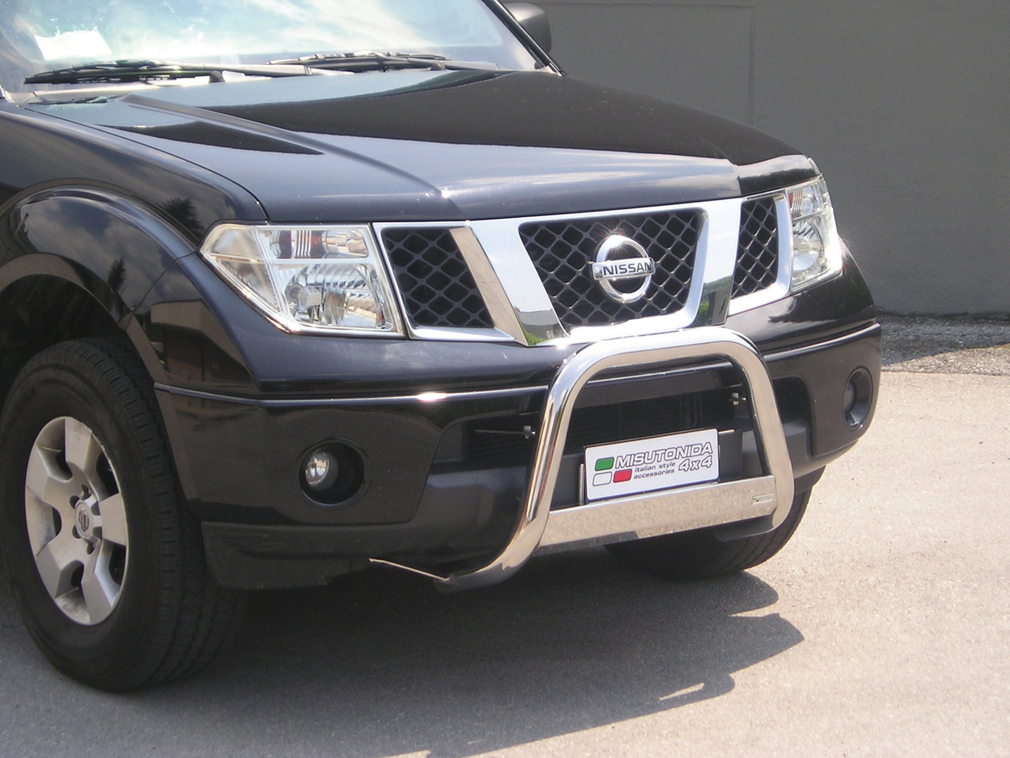 Nissan Navara EU-Front guard 2006-2010 Misutonida