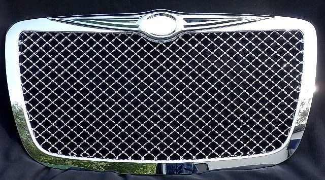 Chrysler 300C Chrome grille "Bentley look"