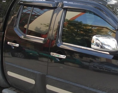 Nissan Pathfinder Kahvan kromisarja 2-ovinen