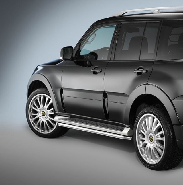 Mitsubishi pajero side steps new arrivals