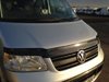 VW Transporter T5 Konepellin tuuliohjain