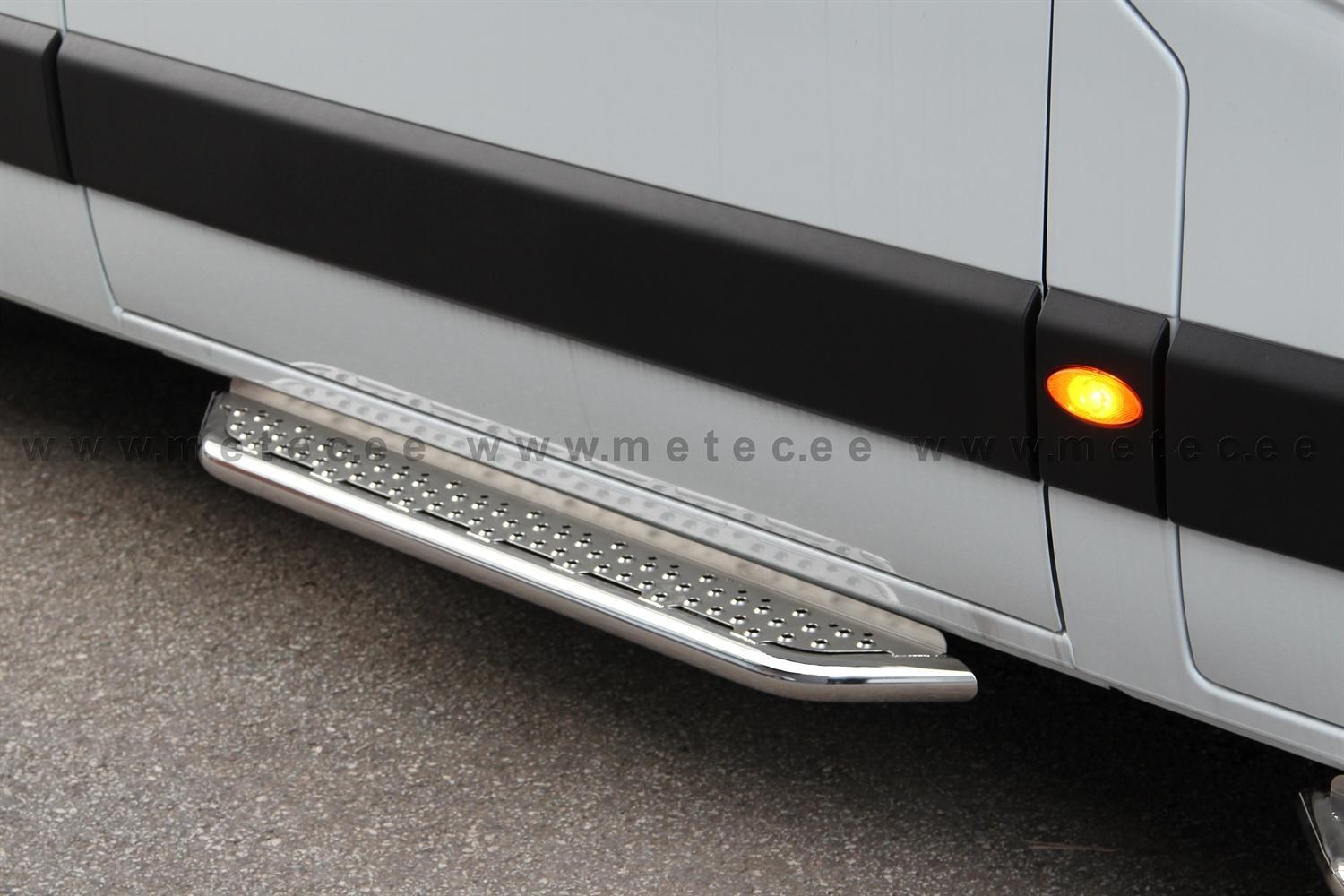 VW Crafter 2017-> Step pad for slide door (Metec)