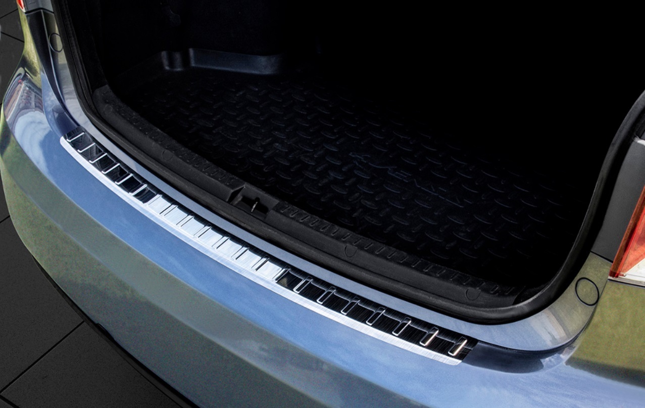 Toyota Avensis Rear bumper protection cover 2008-2012 (Sedan)