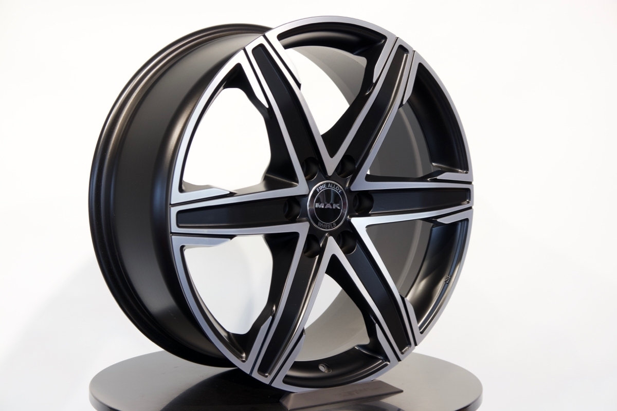 Moto Sprinter Rims M-B Sprinter W907 Alloy rims set 20