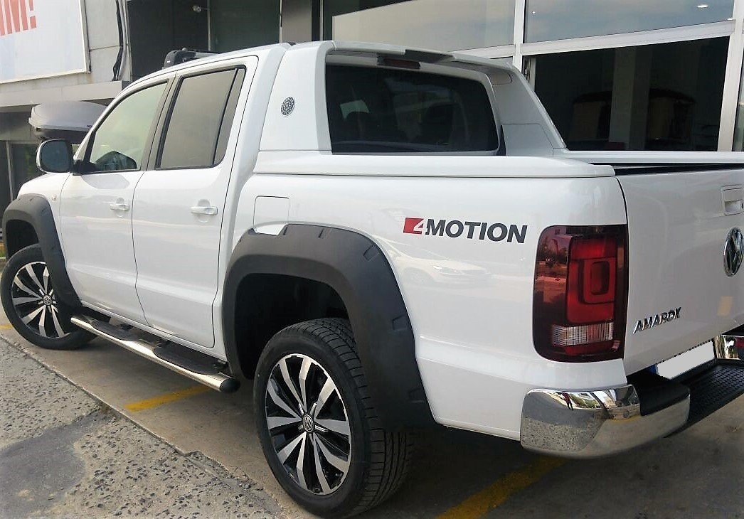 VW Amarok Lokasuojan levikkeet 2016-> V6 AdBlue