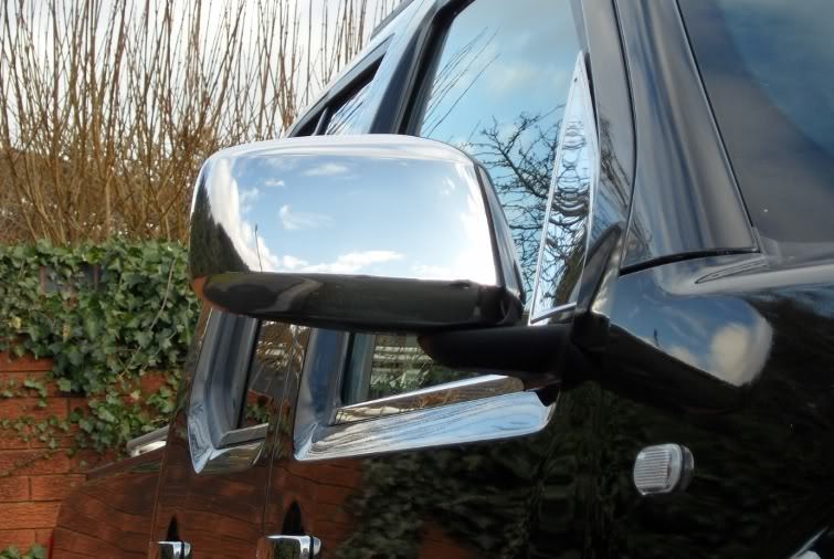 Nissan Navara Mirror covers chrome 2016->
