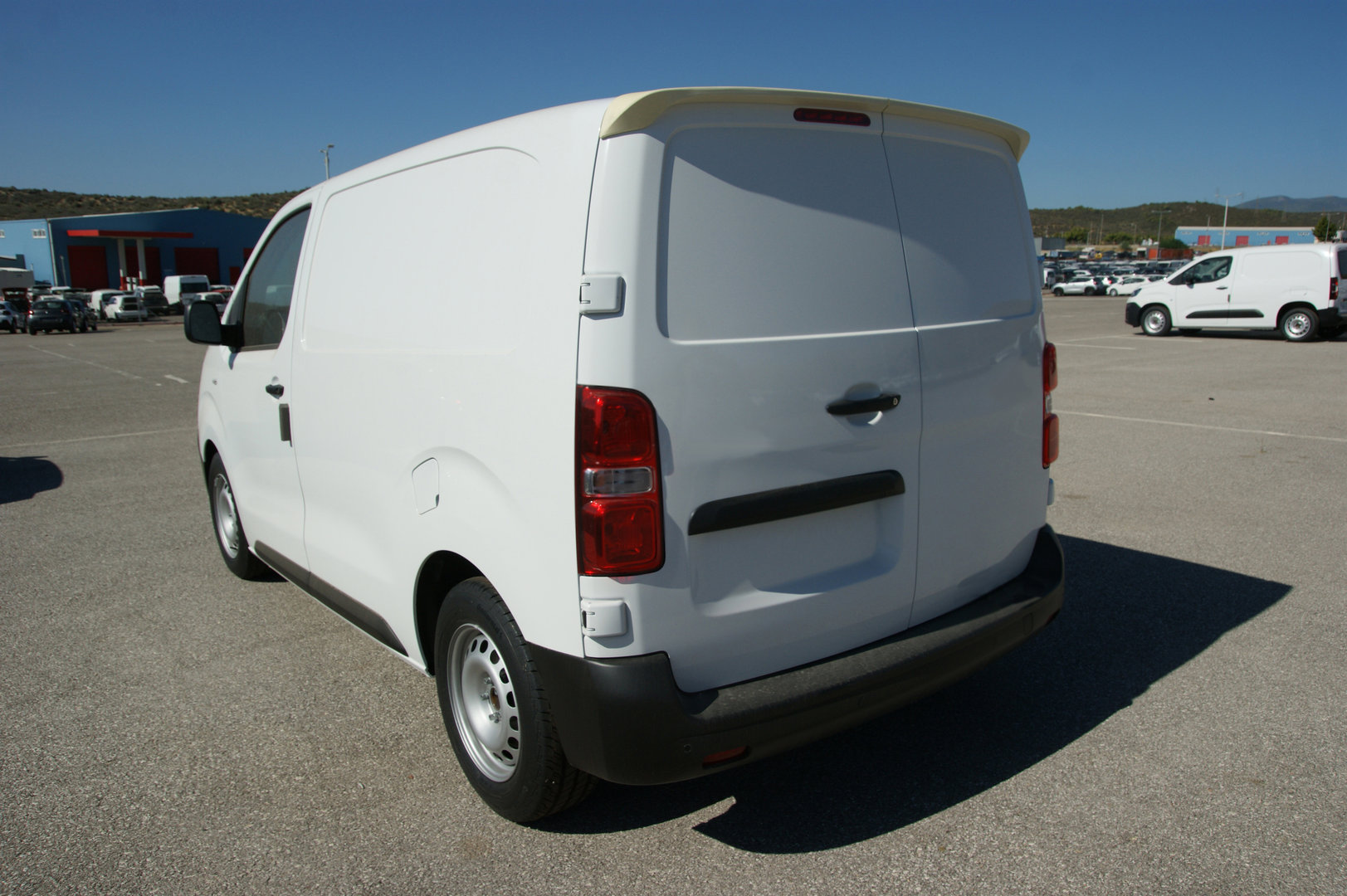 Citroen Jumpy Rear spoiler 2016->