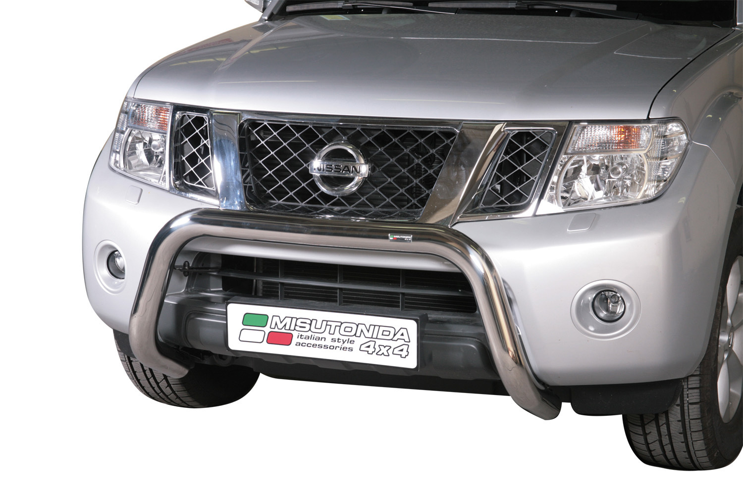 Nissan Navara EU - Valoteline 2010-2015 (Misutonida)