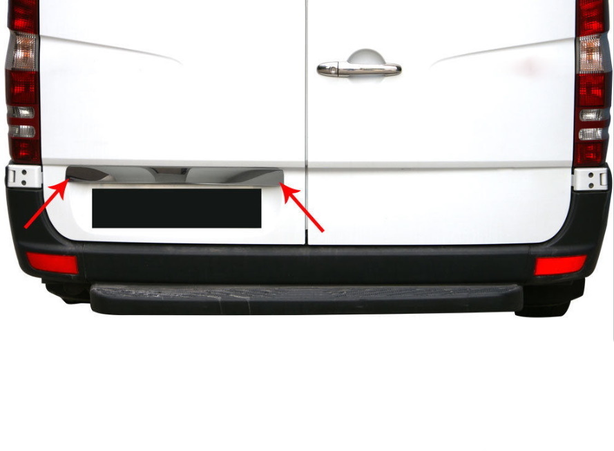 M-B Sprinter W906 Chrome moulding to backdoor (Black line)