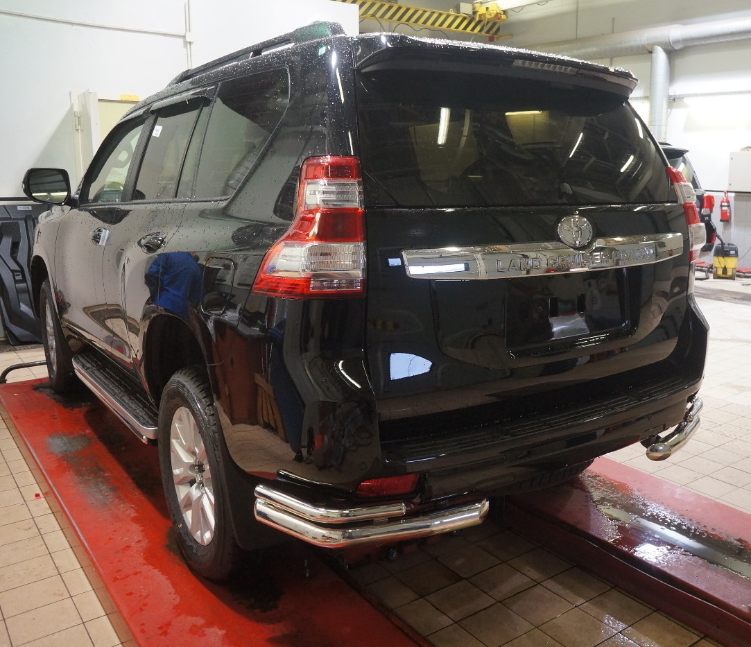 Toyota Land Cruiser FJ150 Takapuskurin suojaputket (tupla)