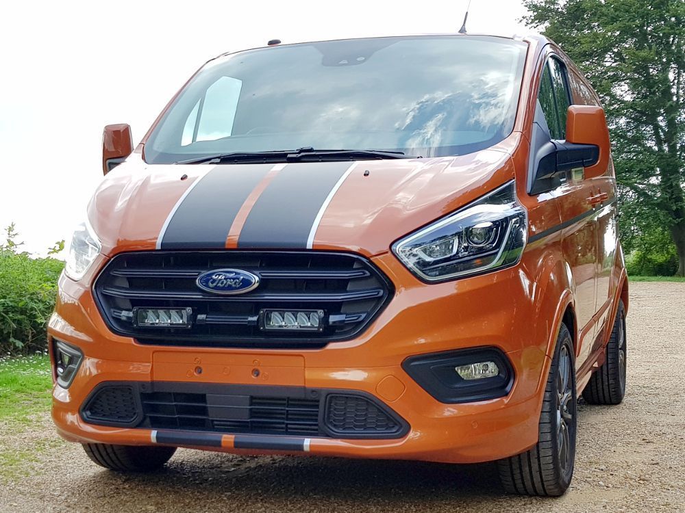 Ford Transit Custom 2018-> Grile kit with Lazer 750 GEN2 lights