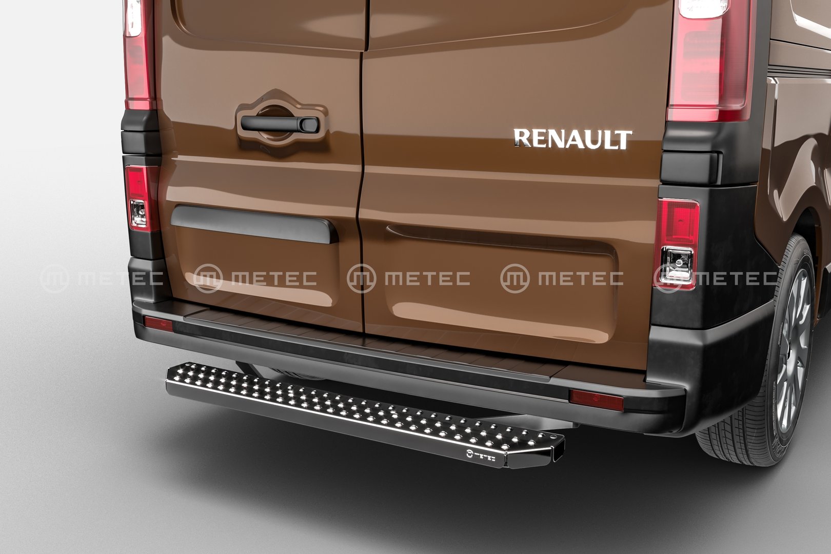 Nissan Primastar Step board to rear 2022->