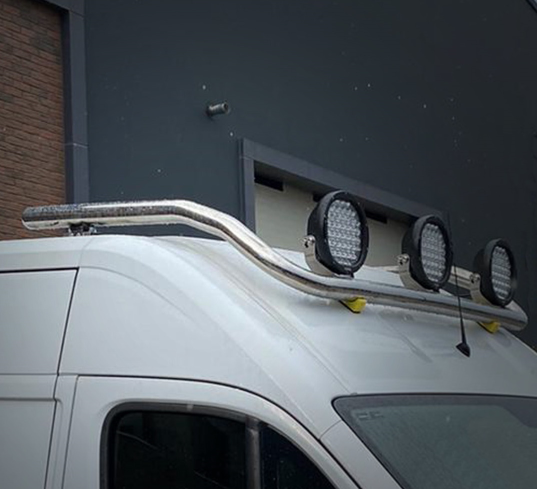Ducato / Jumper / Boxer Style Light rail to front roof