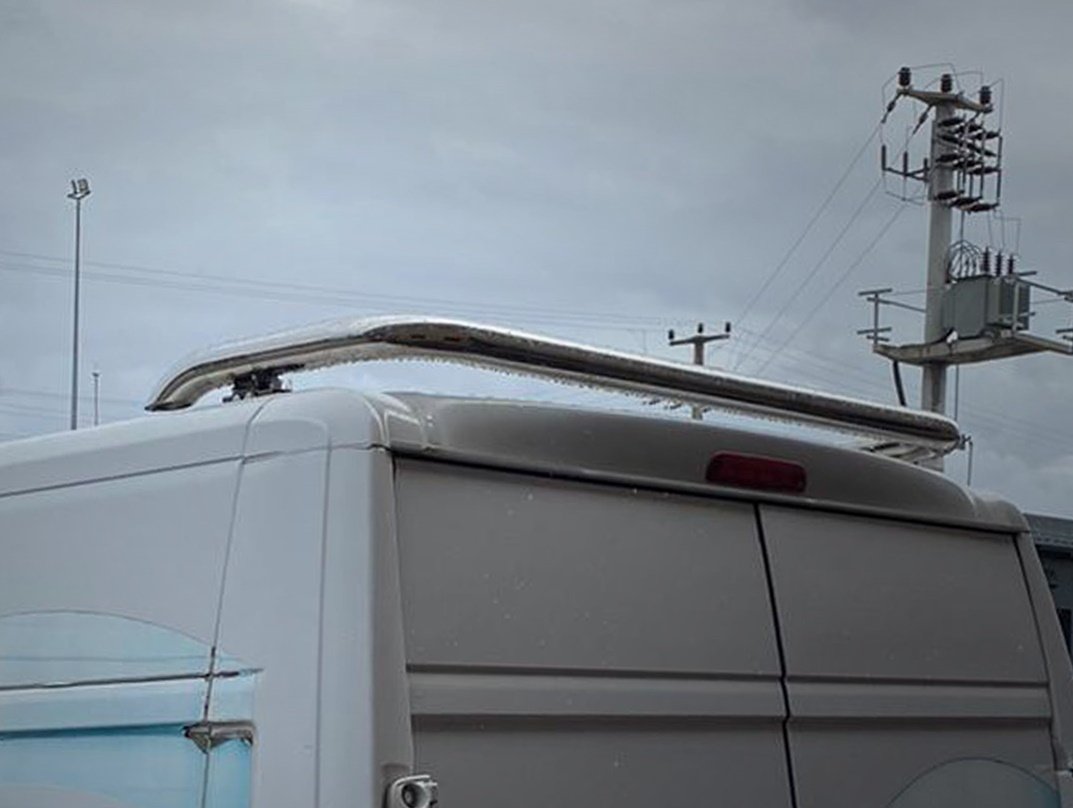 Ducato / Jumper / Boxer Style light rail to back roof