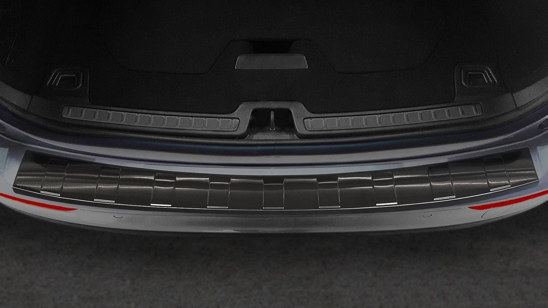 Volvo V60 Rear bumber protector 2018-> (Black line)