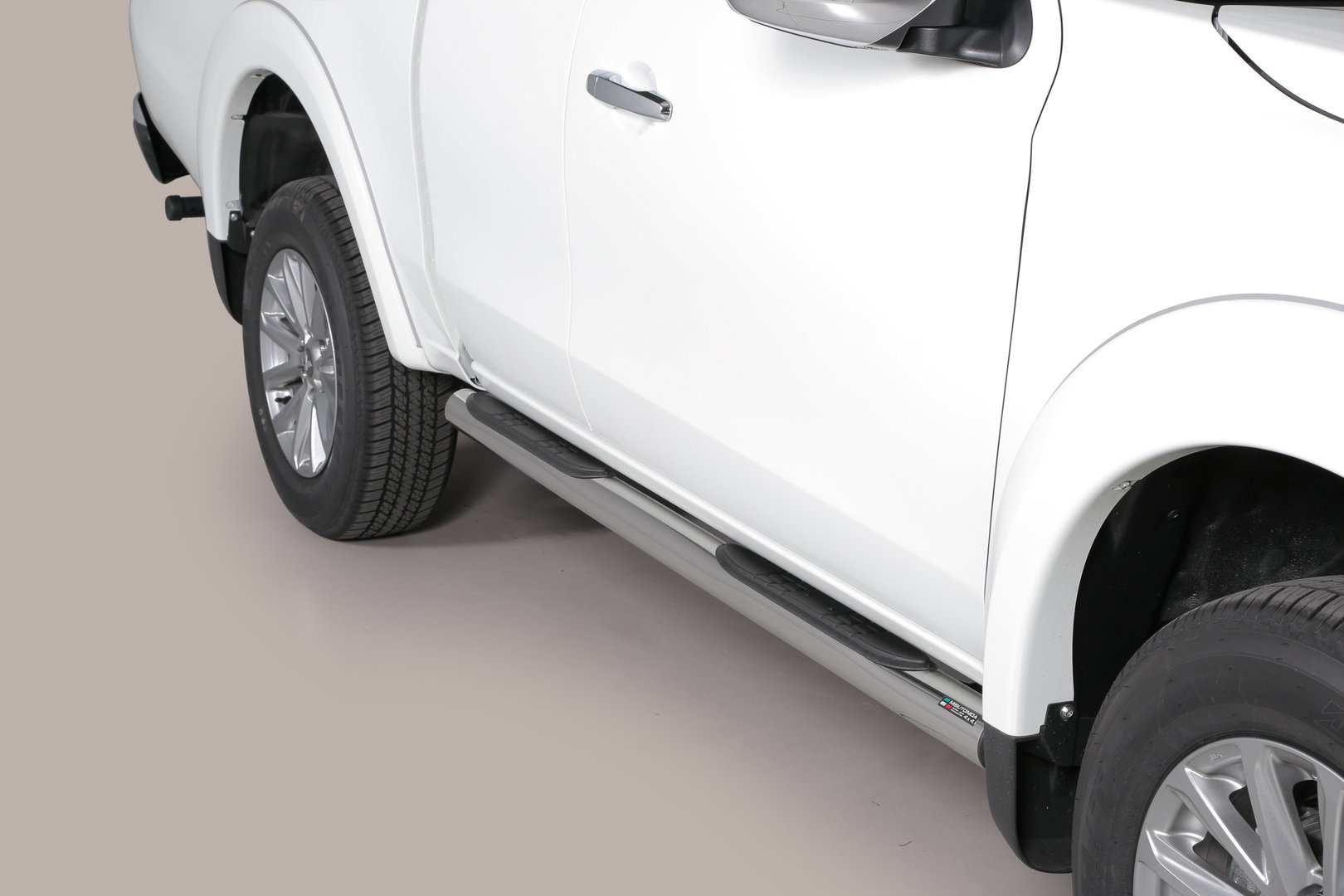 Mitsubishi L200 Side bars for 2-door model 8/2015-10/2019