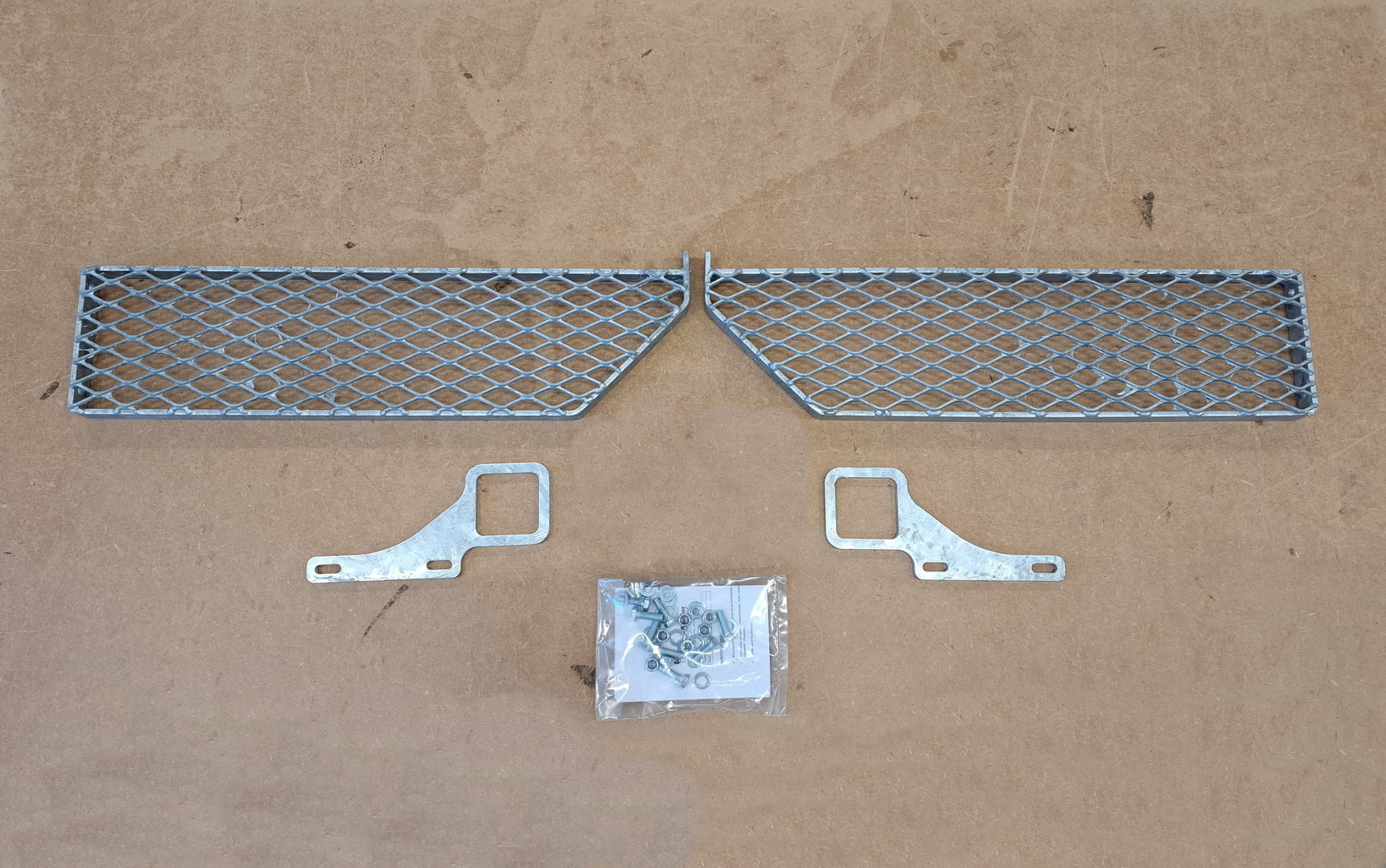 Eurox safety bar spare steps (with hook)