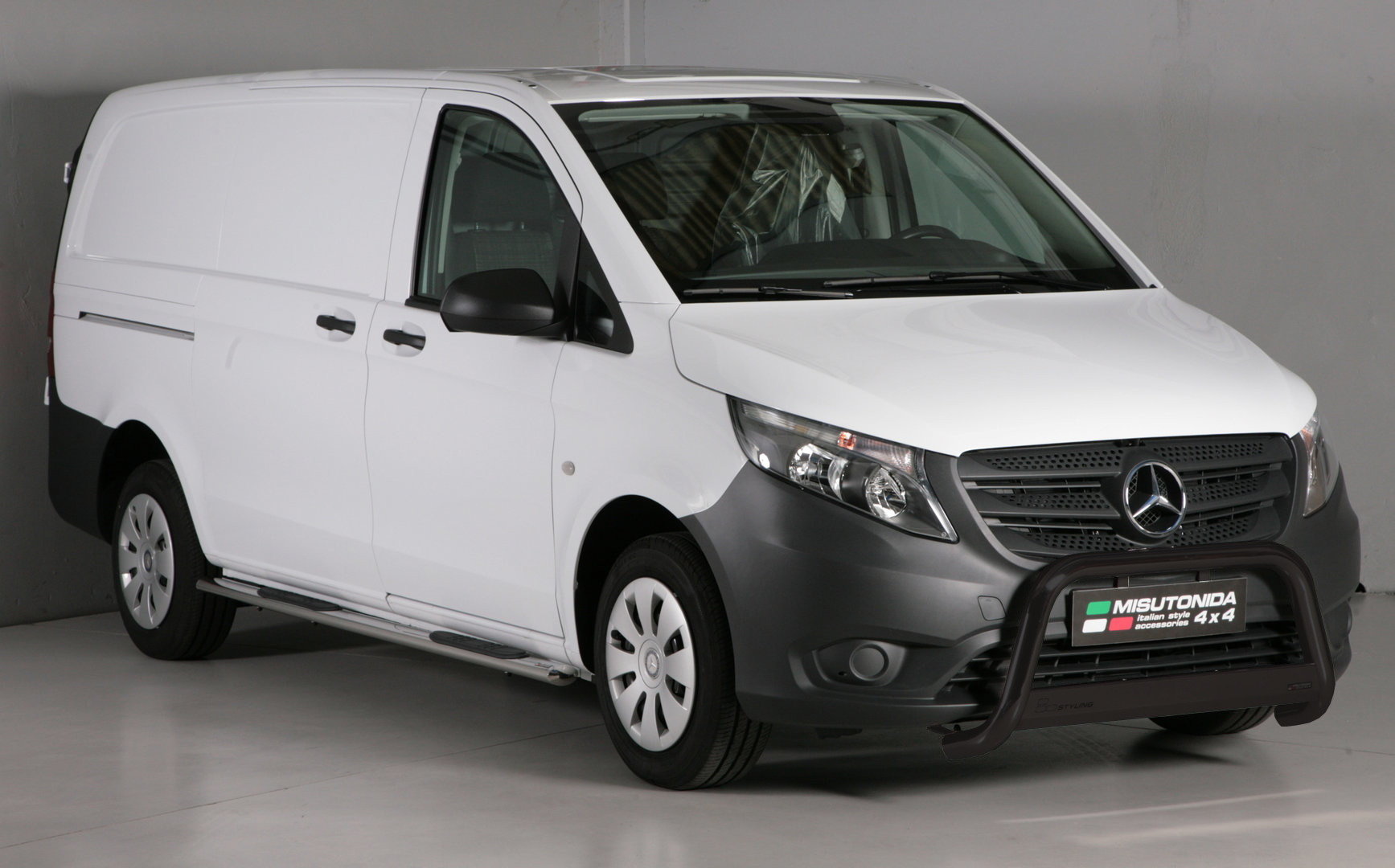 M-B Vito W447 Black rront guard (Misutonida)