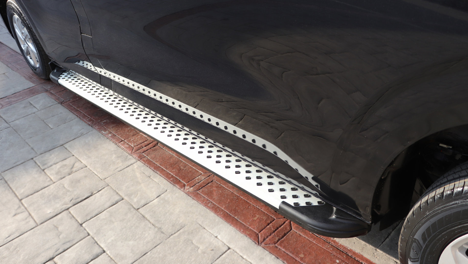 Ford Transit Custom Aluminum running boards 2024->