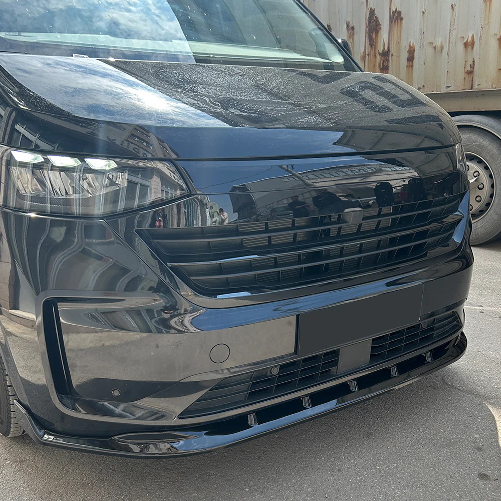 VW Transporter T7 Etuspoileri V.3