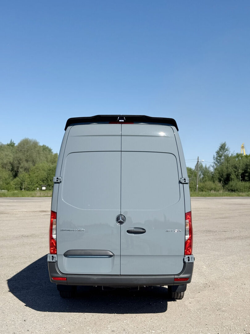 M-B Sprinter W907 Style rear spoiler (cars with original camera)