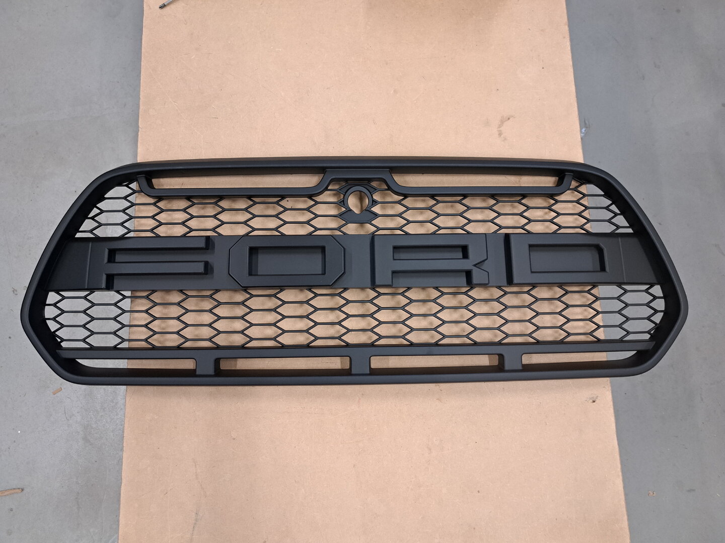 Ford Transit Van Trail maski 2014-2019