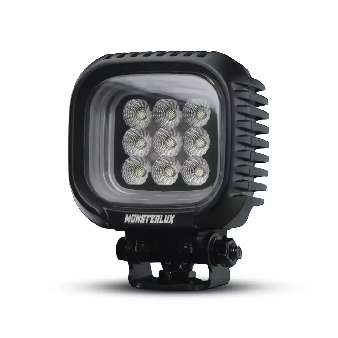 Monsterlux Nova 40 LED-Työvalo parkilla