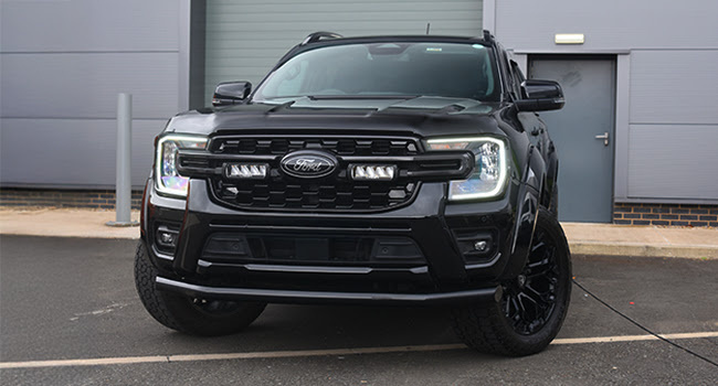 Ford Ranger 7/2023- Grilli kit Paketti Lazer 750 GEN2 valoilla