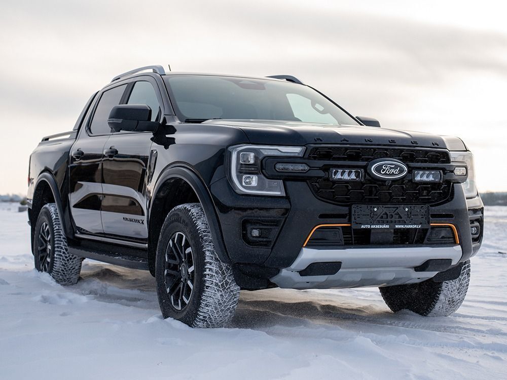 Ford Ranger Wildtrak X 2023- malleihin Grilli kit Paketti Lazer 750 GEN2 valoilla