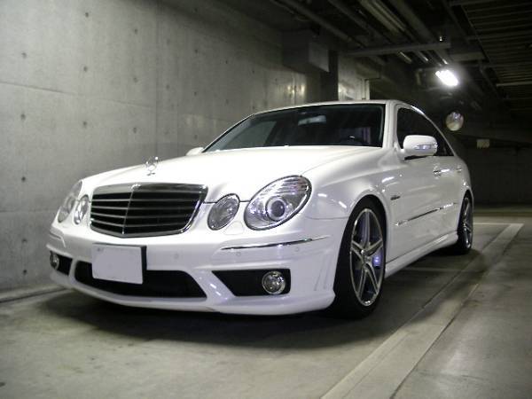 Mercedes 211 Р±РµР»С‹Р№